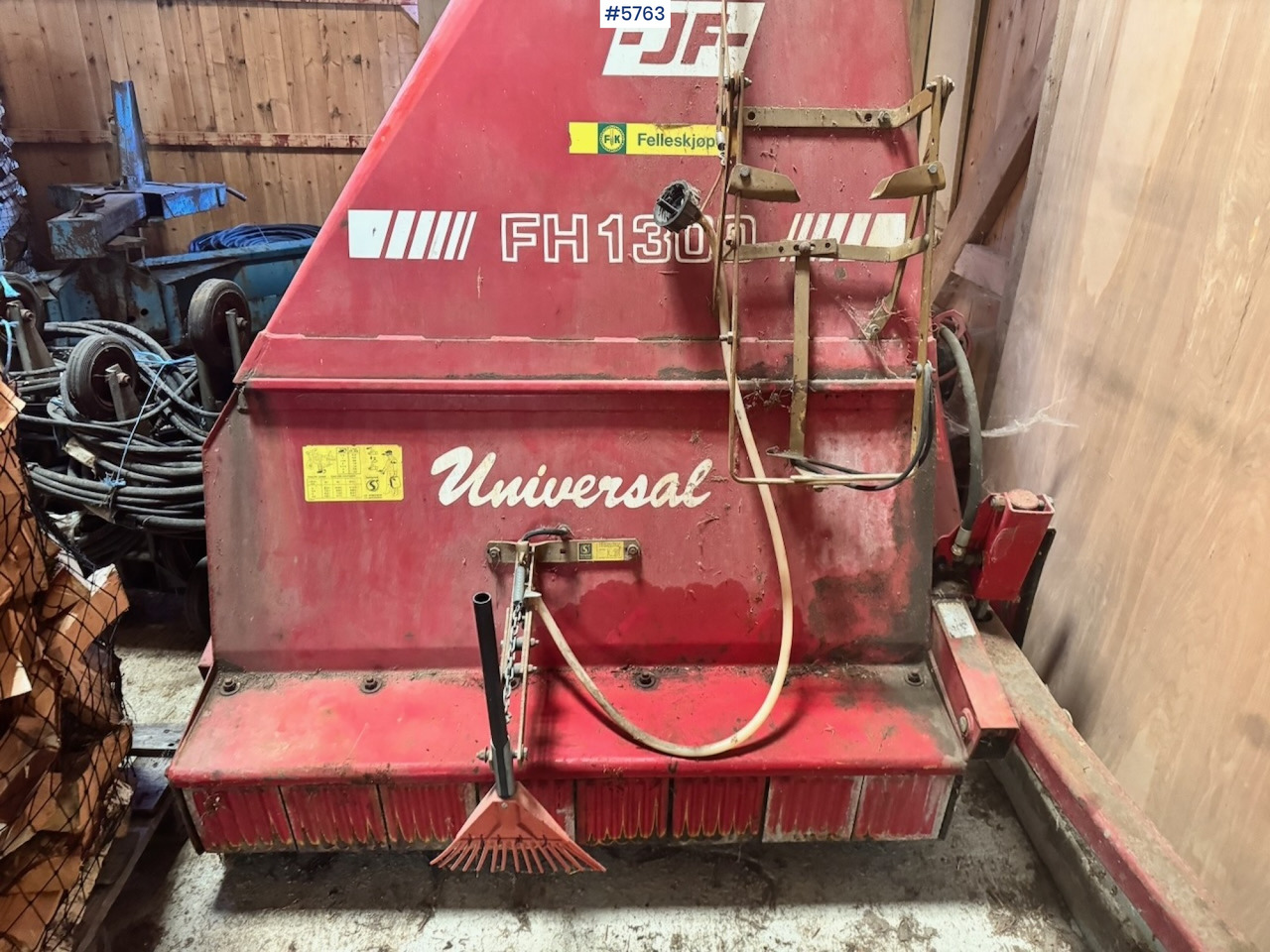 JF FH1300 Forage harvester - Oprema za prevrtanje i razlaganje: slika 2 JF FH1300 Forage harvester - Oprema za prevrtanje i razlaganje: slika 2