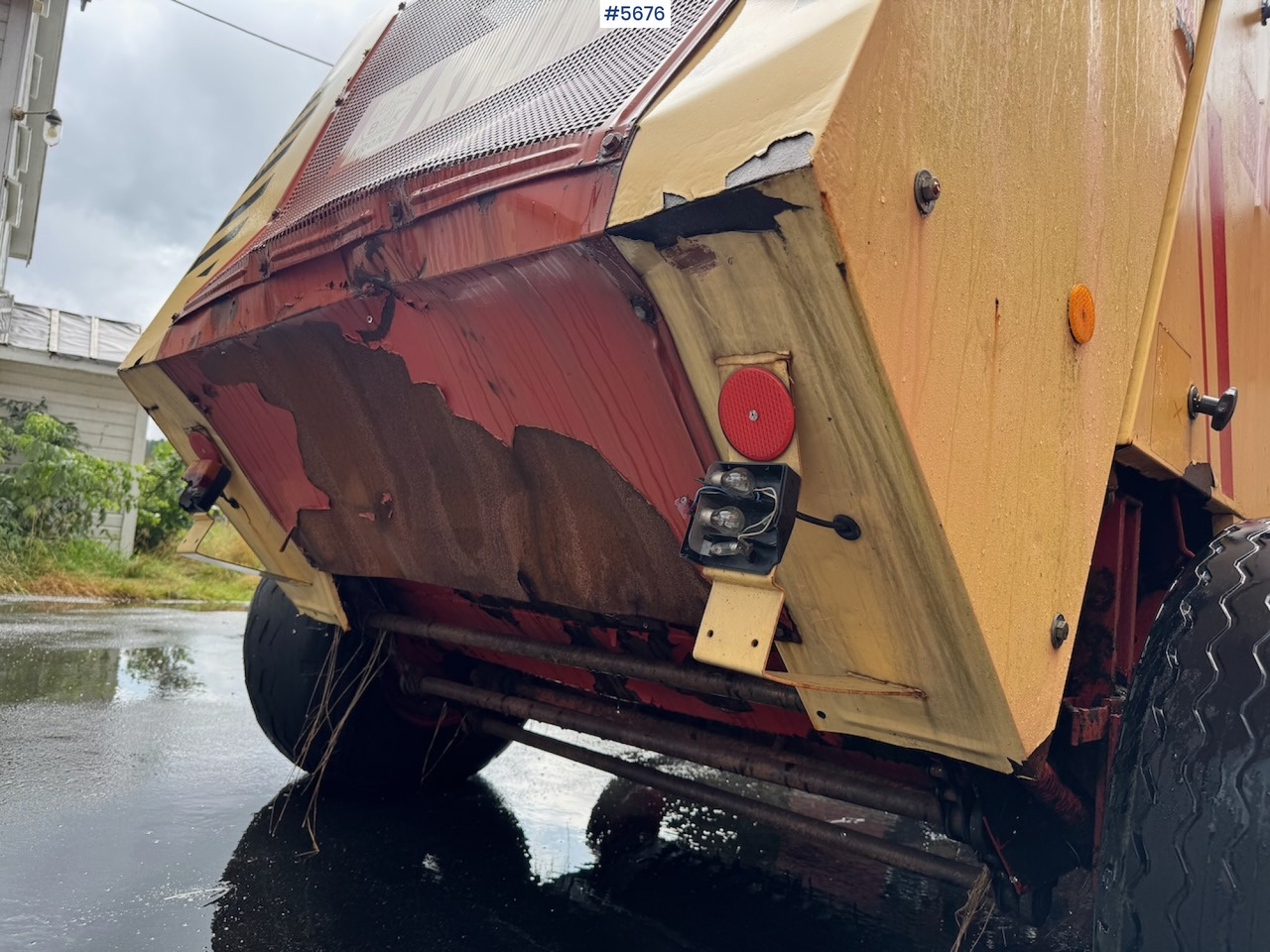 Krone KR 125 Round Baler - Oprema za prevrtanje i razlaganje: slika 4 Krone KR 125 Round Baler - Oprema za prevrtanje i razlaganje: slika 4