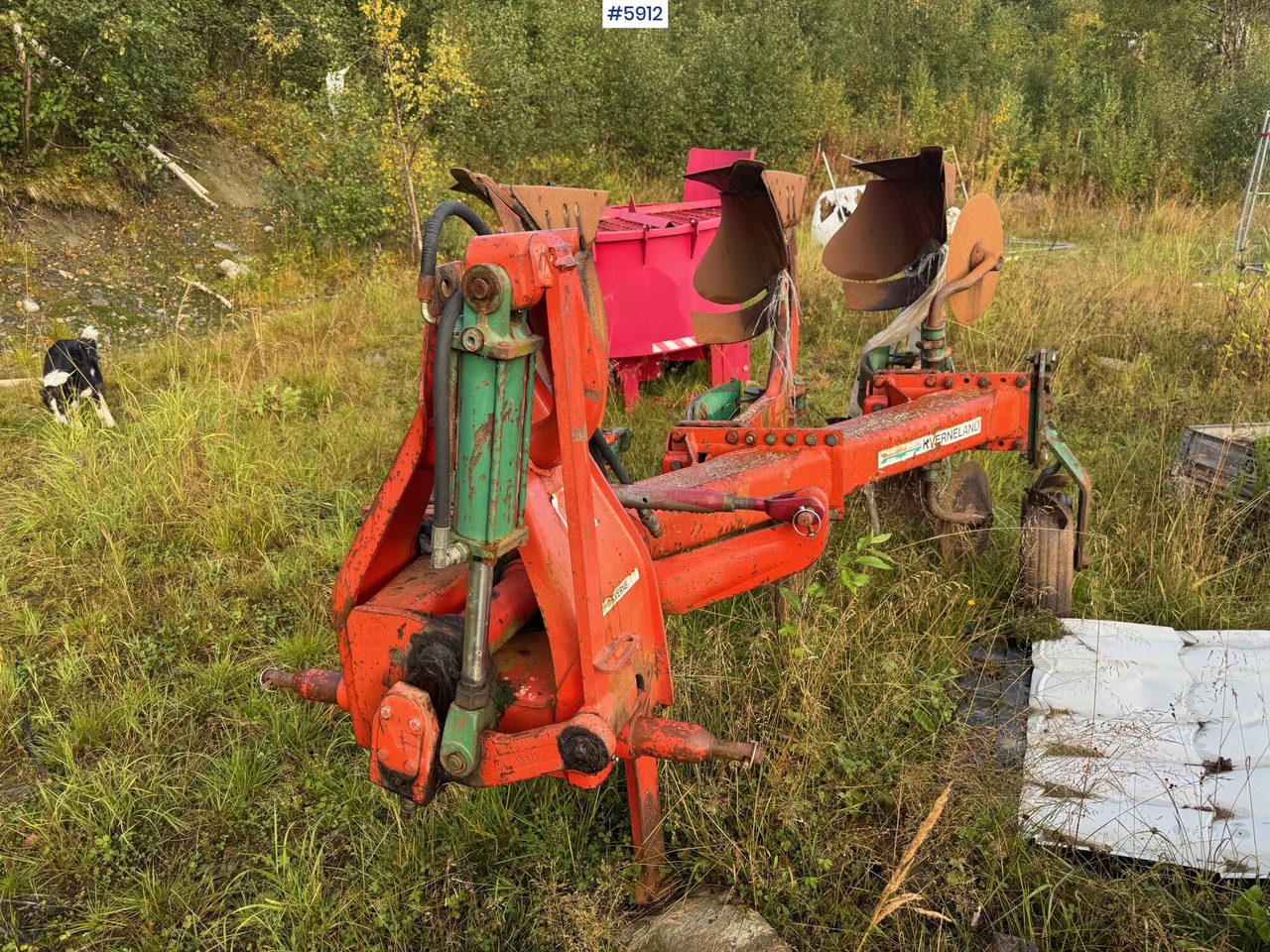 Kverneland 3-furrow reversible plough - Oprema za obradu zemljišta: slika 5 Kverneland 3-furrow reversible plough - Oprema za obradu zemljišta: slika 5
