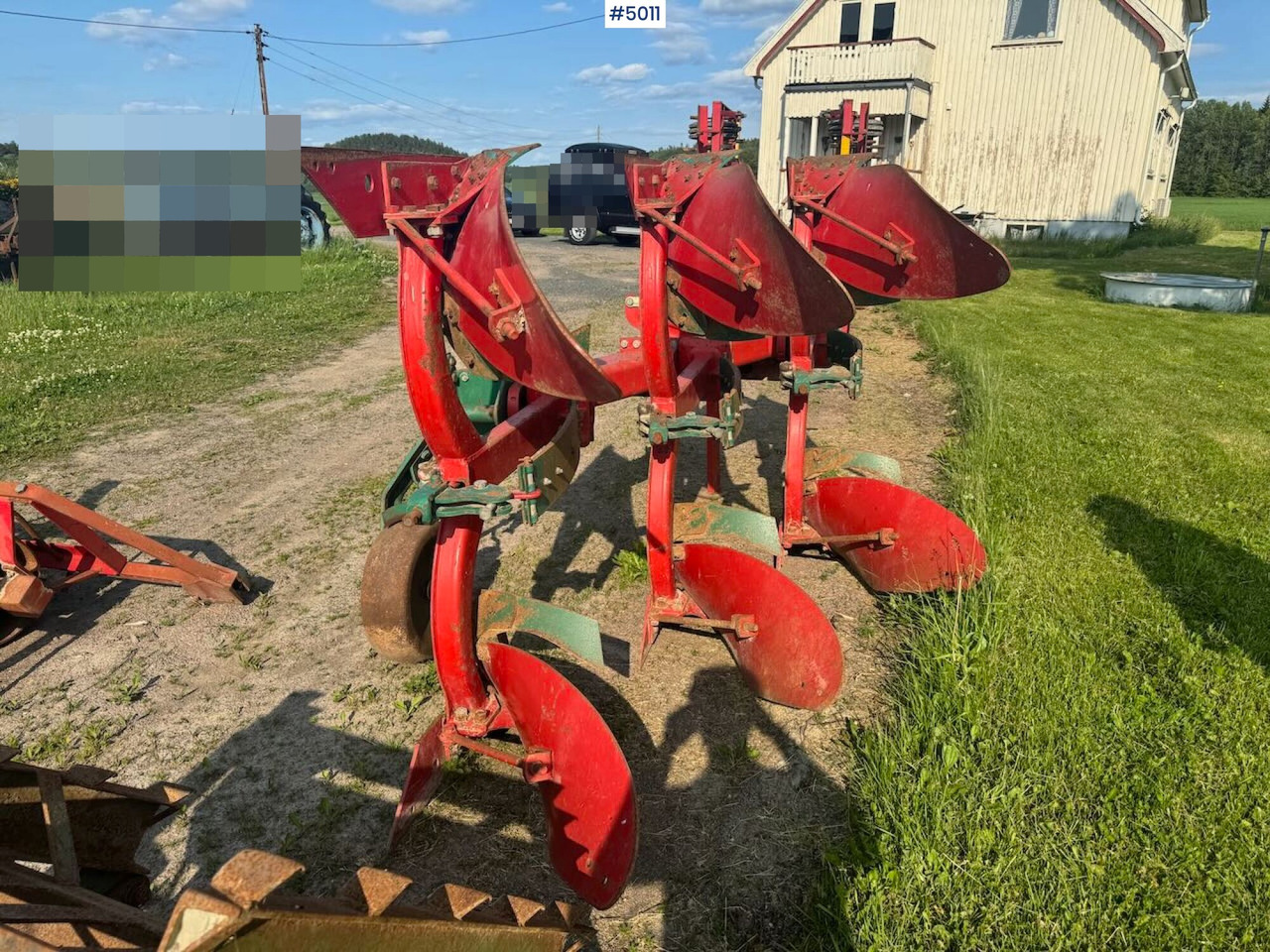 Kverneland Mod. E 3-blade reversible plough - Oprema za obradu zemljišta: slika 1 Kverneland Mod. E 3-blade reversible plough - Oprema za obradu zemljišta: slika 1