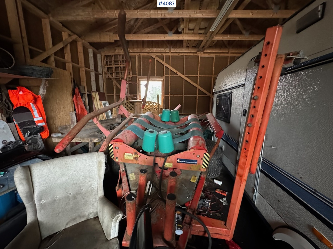 Kverneland Taarup 7515 Round Bale Wrapper - Oprema za prevrtanje i razlaganje: slika 3 Kverneland Taarup 7515 Round Bale Wrapper - Oprema za prevrtanje i razlaganje: slika 3