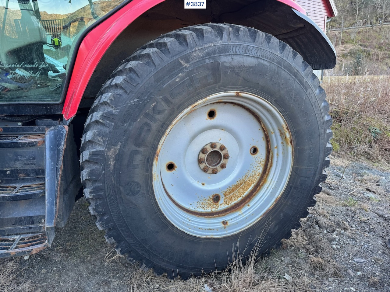 Nokian TRI 2 Tires on rims - Kompletan točak za Poljoprivredna mašina: slika 1 Nokian TRI 2 Tires on rims - Kompletan točak za Poljoprivredna mašina: slika 1
