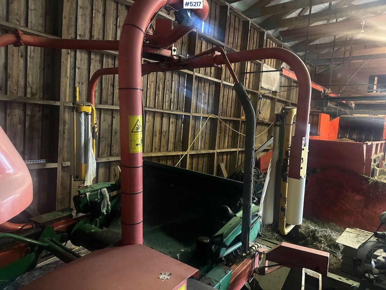 Orkel 1260 round baler - Oprema za prevrtanje i razlaganje: slika 5 Orkel 1260 round baler - Oprema za prevrtanje i razlaganje: slika 5