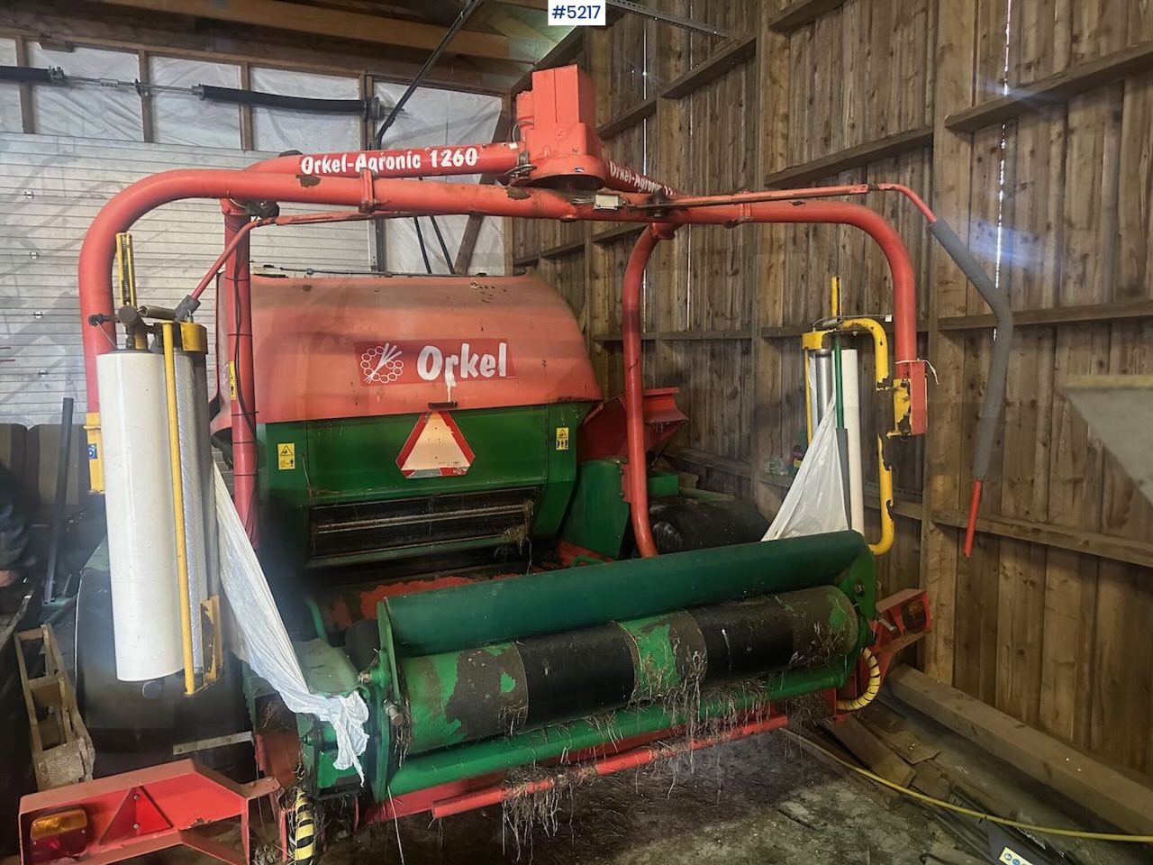 Orkel 1260 round baler - Oprema za prevrtanje i razlaganje: slika 1 Orkel 1260 round baler - Oprema za prevrtanje i razlaganje: slika 1