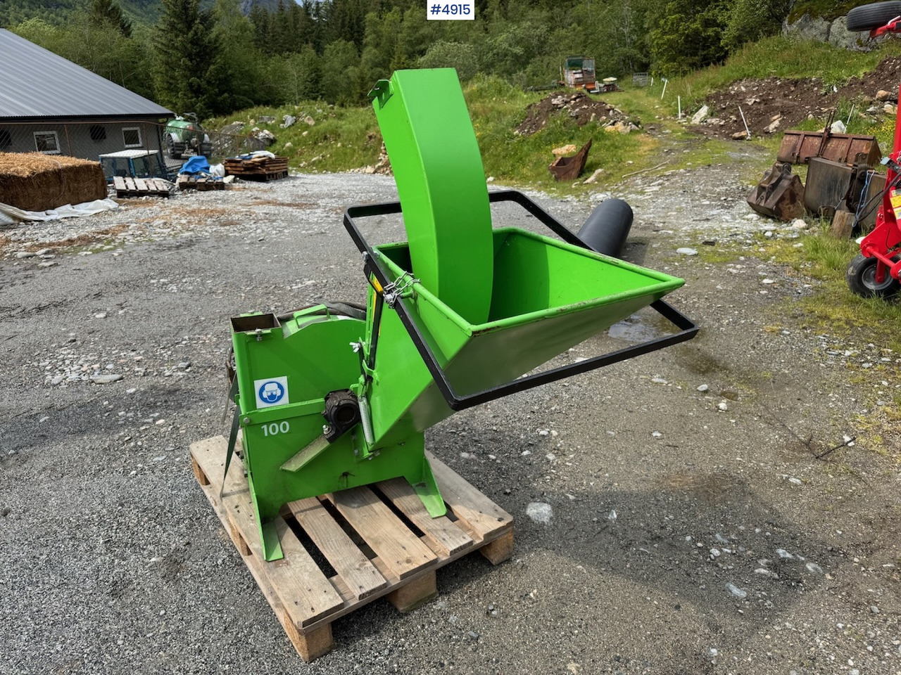 2014 Farmi forest 100 wood chipper - Šumarska oprema: slika 5 2014 Farmi forest 100 wood chipper - Šumarska oprema: slika 5