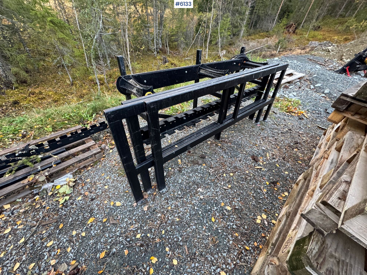 2024 Dalen 2048-120 at the table - Šumarska oprema: slika 1 2024 Dalen 2048-120 at the table - Šumarska oprema: slika 1