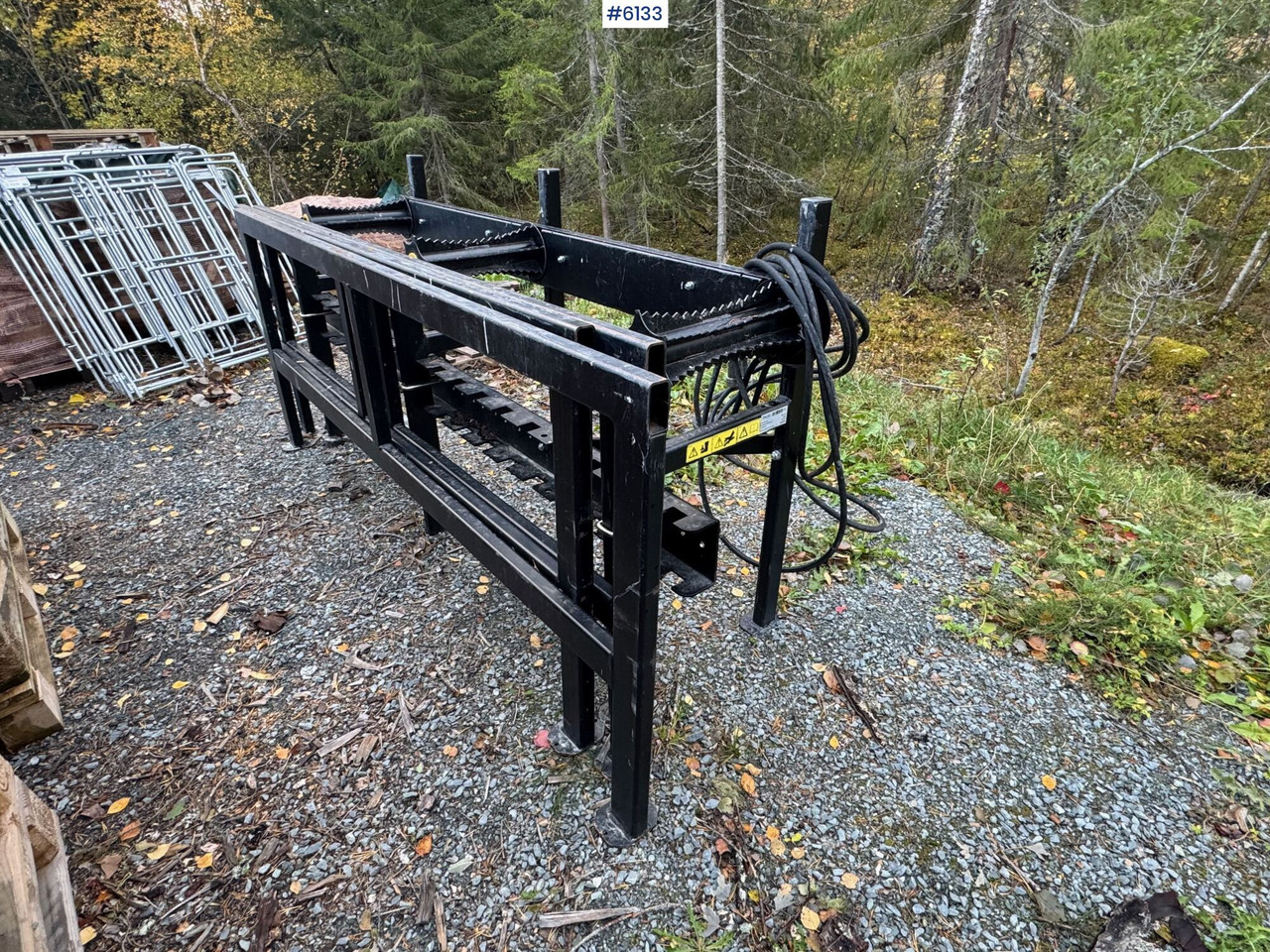 2024 Dalen 2048-120 at the table - Šumarska oprema: slika 2 2024 Dalen 2048-120 at the table - Šumarska oprema: slika 2