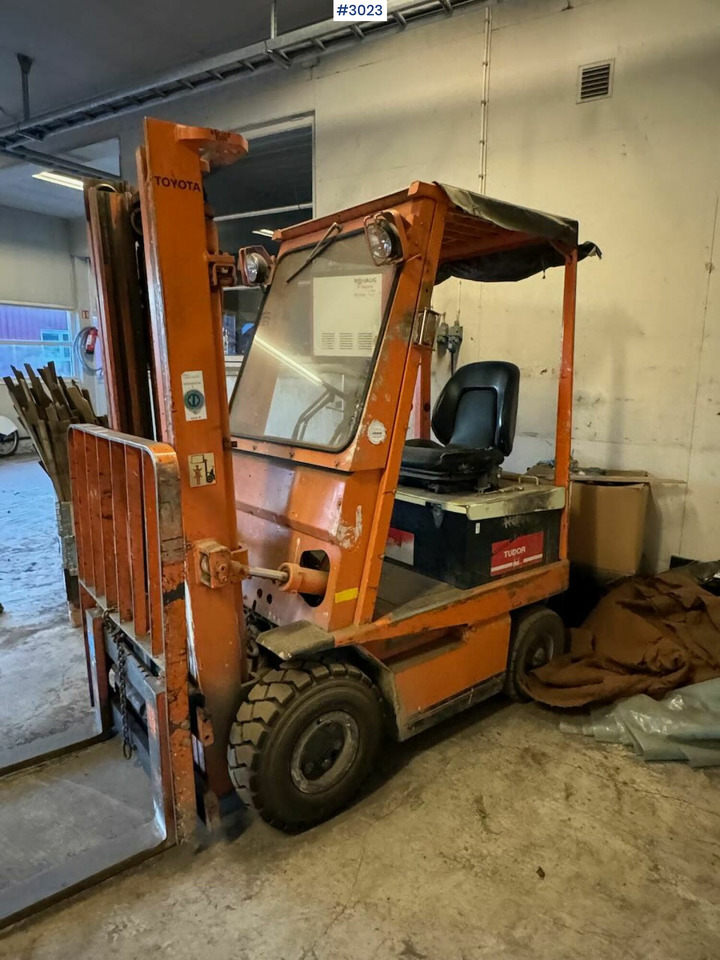 Toyota 4FB15 Forklift - Viljuškar: slika 2 Toyota 4FB15 Forklift - Viljuškar: slika 2