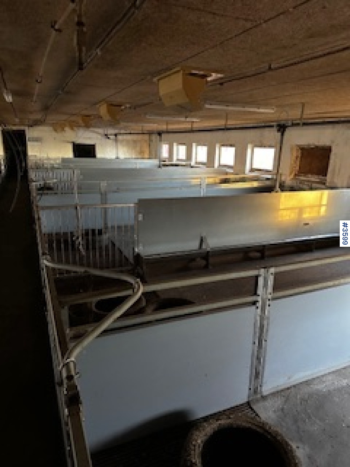 WEDG Pig House interior! - Oprema za stoku: slika 1 WEDG Pig House interior! - Oprema za stoku: slika 1