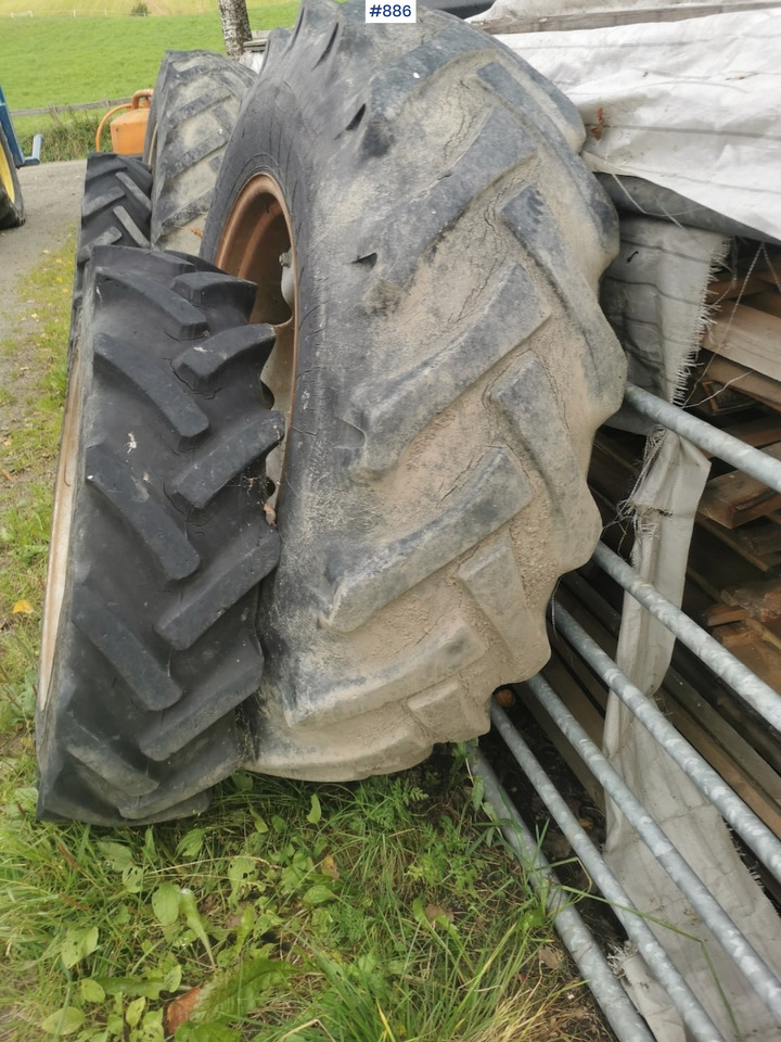 Wheel set on Deutz-Fahr 3.60 - Kompletan točak za Poljoprivredna mašina: slika 2 Wheel set on Deutz-Fahr 3.60 - Kompletan točak za Poljoprivredna mašina: slika 2