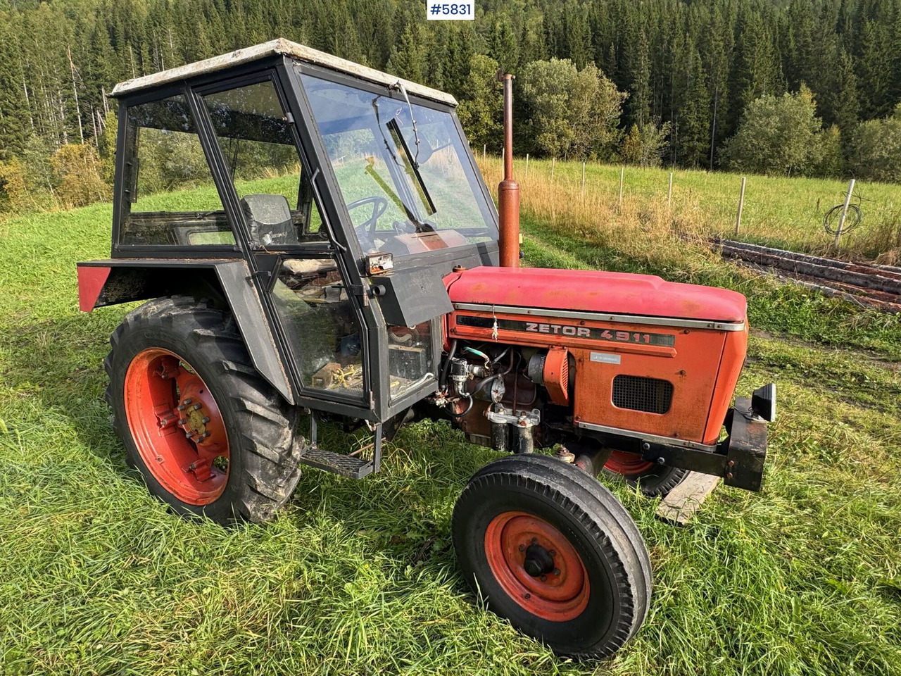 Zetor 4911 - Traktor: slika 1 Zetor 4911 - Traktor: slika 1