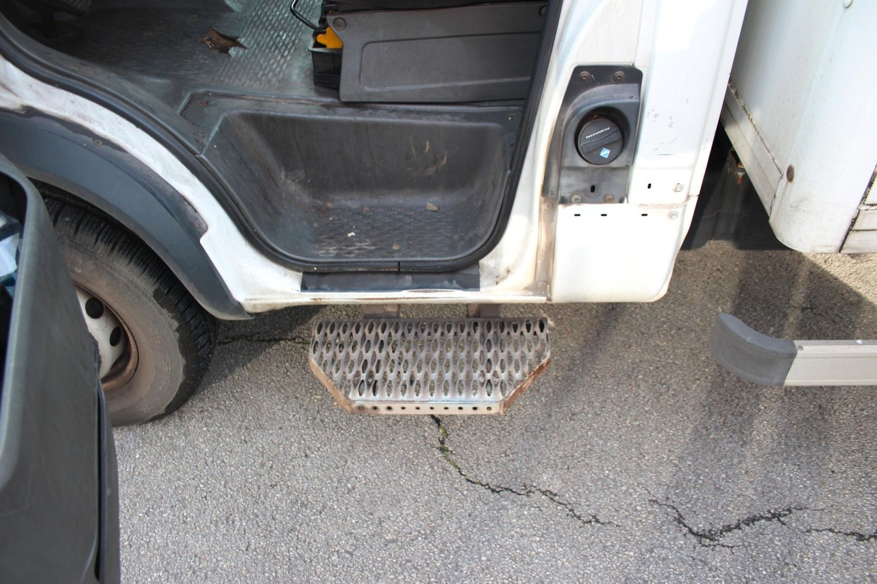Iveco Daily 70C17 Koffer - Dostavno vozilo sa zatvorenim sandukom: slika 5 Iveco Daily 70C17 Koffer - Dostavno vozilo sa zatvorenim sandukom: slika 5