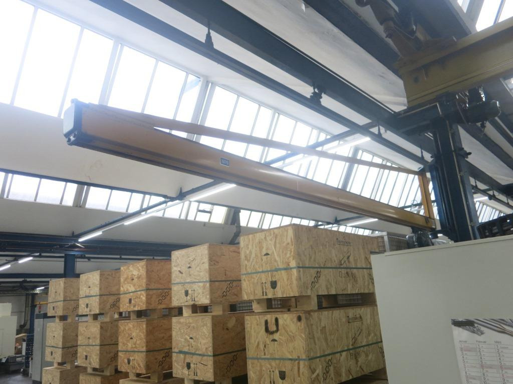 Demag 250 kg - Kran: slika 1 Demag 250 kg - Kran: slika 1