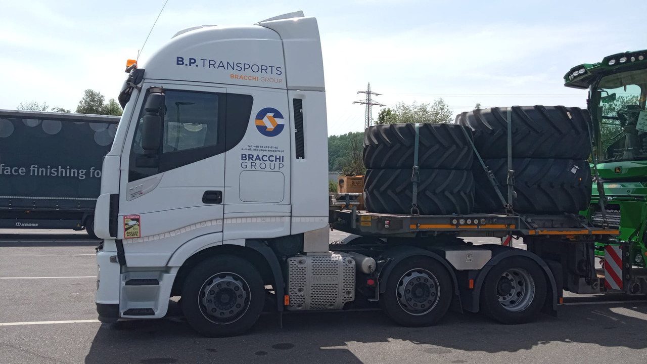 IVECO IVECO STRALIS 510 Hi-Way AS 440STX/P Euro VI z salonu Italia - Tegljač: slika 2 IVECO IVECO STRALIS 510 Hi-Way AS 440STX/P Euro VI z salonu Italia - Tegljač: slika 2