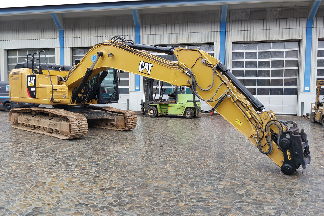 CATERPILLAR 326F - Bager guseničar: slika 4 CATERPILLAR 326F - Bager guseničar: slika 4