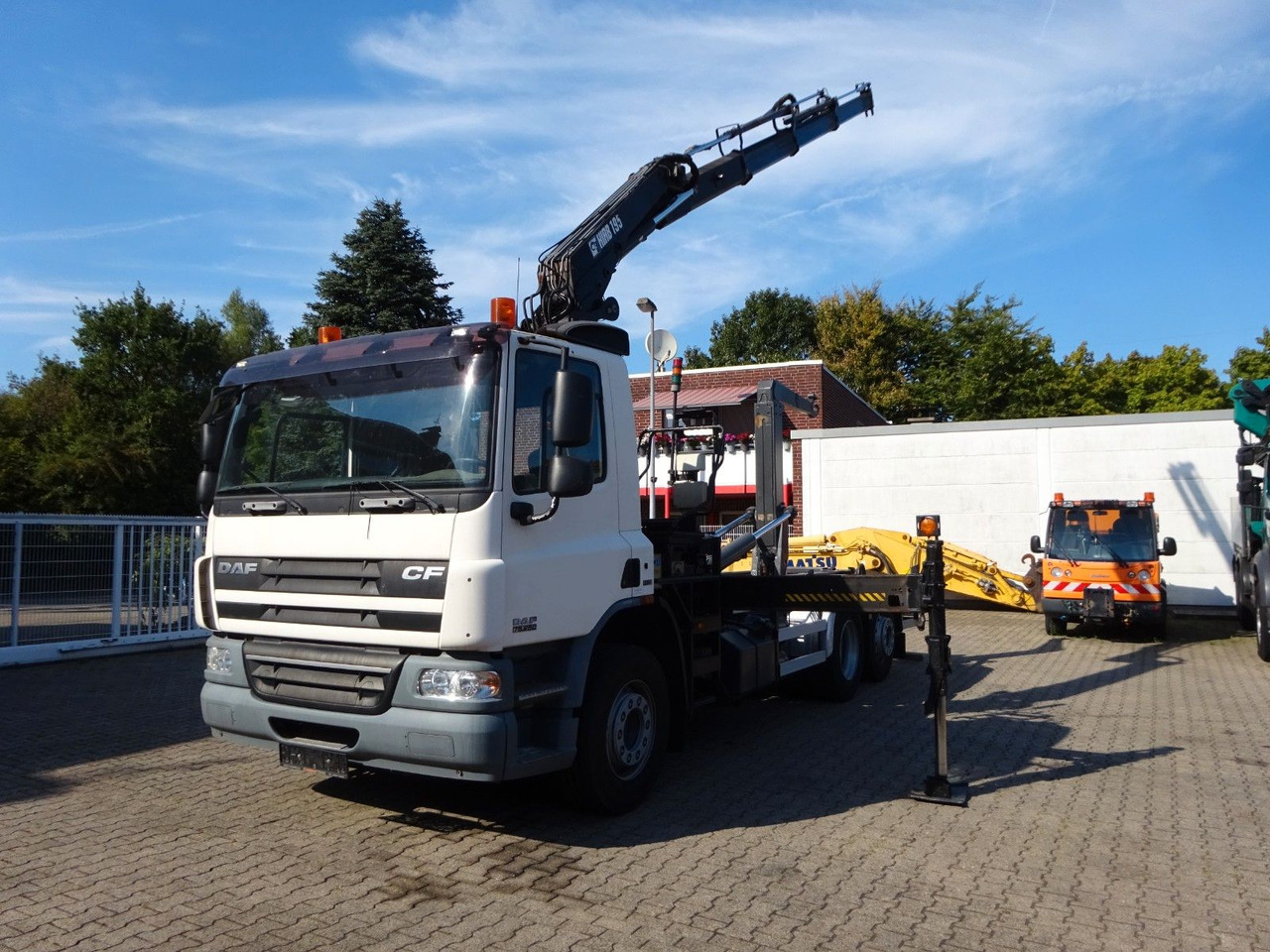 DAF 28-250 CF Abroller + HIA B195-3 Kran - Kamion sa hidrauličnom kukom, Kamion sa dizalicom: slika 2 DAF 28-250 CF Abroller + HIA B195-3 Kran - Kamion sa hidrauličnom kukom, Kamion sa dizalicom: slika 2