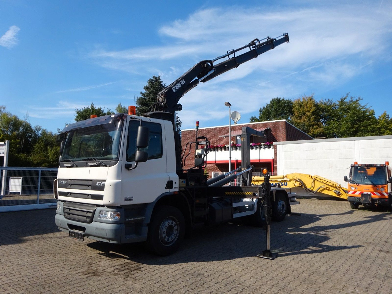 DAF 28-250 CF Abroller + HIA B195-3 Kran - Kamion sa hidrauličnom kukom, Kamion sa dizalicom: slika 3 DAF 28-250 CF Abroller + HIA B195-3 Kran - Kamion sa hidrauličnom kukom, Kamion sa dizalicom: slika 3