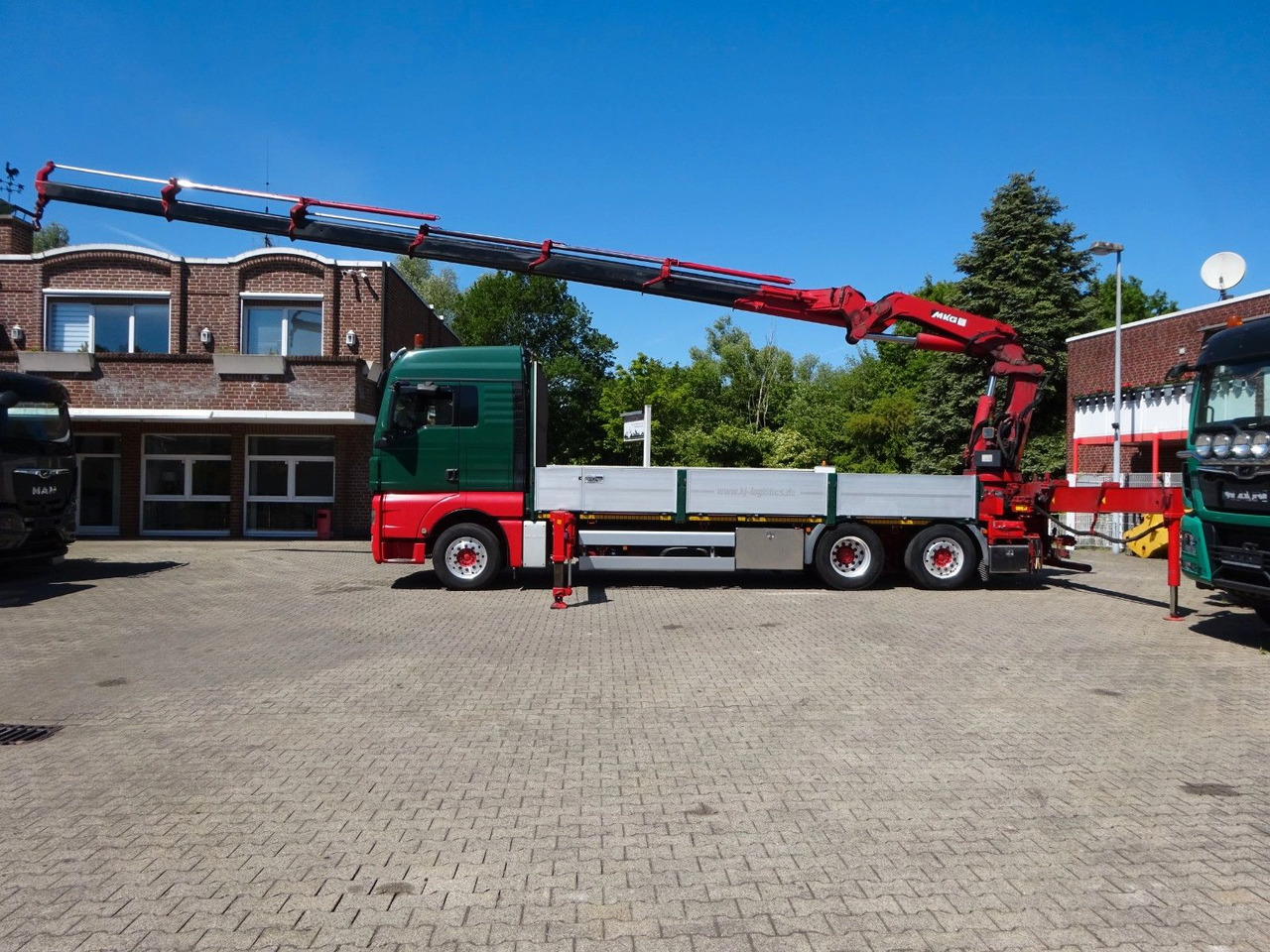 MAN 26.480 TGX + MKG HLK531 Kran +Lift-Lenkachse - Kamion sa tovarnim sandukom, Kamion sa dizalicom: slika 1 MAN 26.480 TGX + MKG HLK531 Kran +Lift-Lenkachse - Kamion sa tovarnim sandukom, Kamion sa dizalicom: slika 1