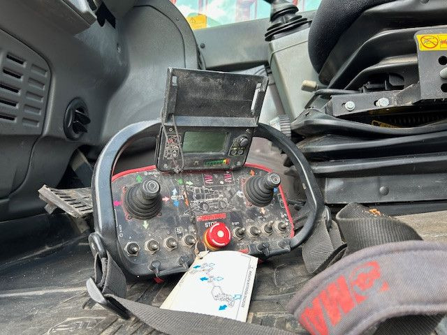 Manitou Teleskoplader MRT 2470+ Privilege 772691 Rot - Teleskopski upravljač: slika 4 Manitou Teleskoplader MRT 2470+ Privilege 772691 Rot - Teleskopski upravljač: slika 4