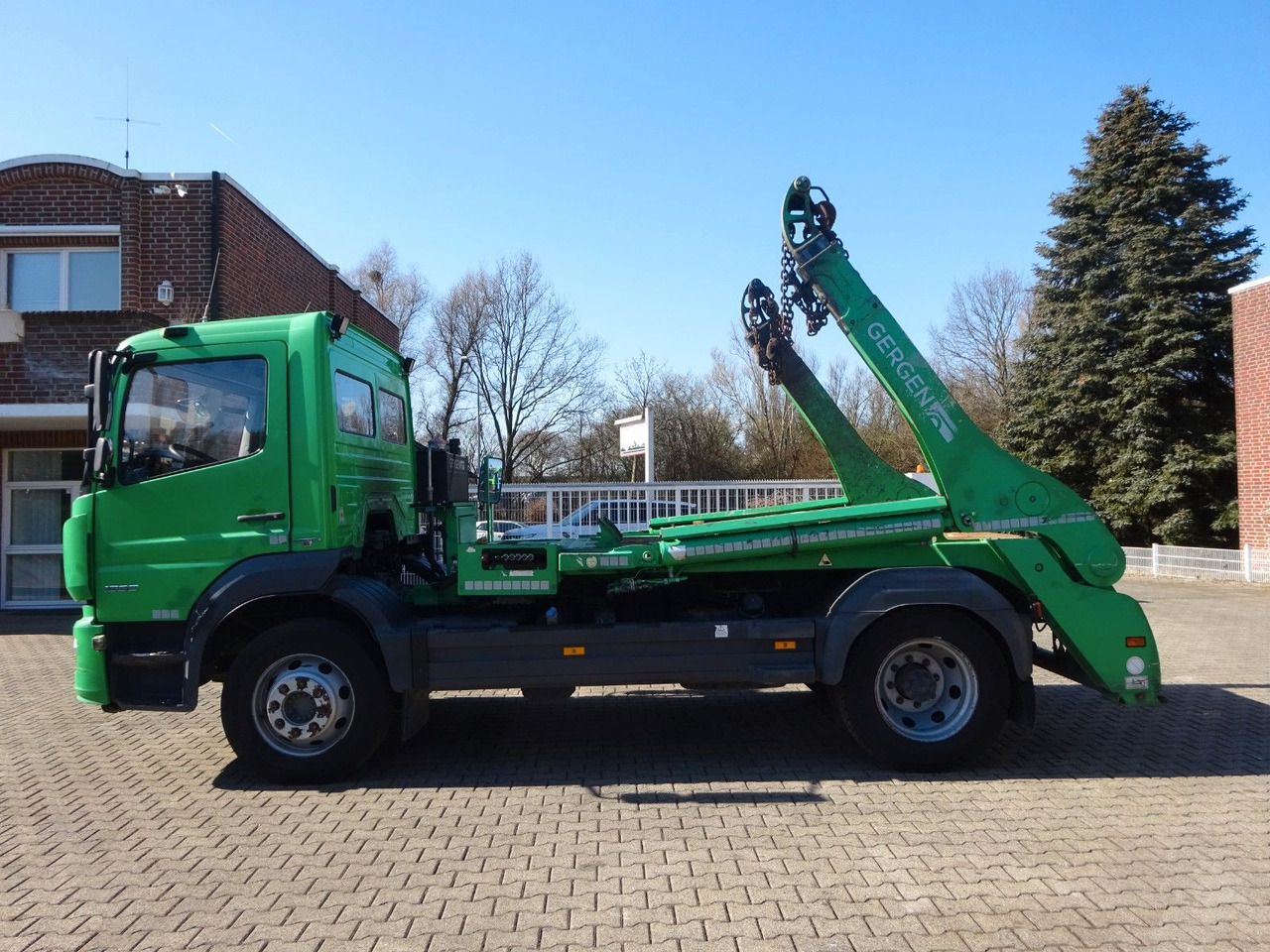 Mercedes-Benz 1530 Atego Gergen Absetzkipper 4x2 - Istovarivač: slika 4 Mercedes-Benz 1530 Atego Gergen Absetzkipper 4x2 - Istovarivač: slika 4