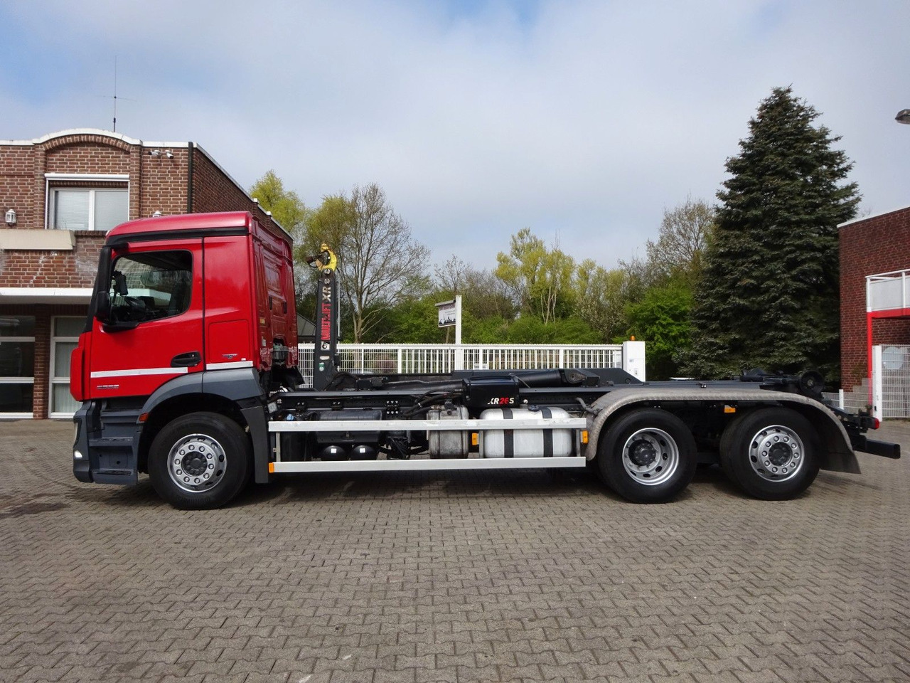 Mercedes-Benz 2532 Antos Multilift Abroller+Lift-Lenkachse6x2 - Kamion sa hidrauličnom kukom: slika 3 Mercedes-Benz 2532 Antos Multilift Abroller+Lift-Lenkachse6x2 - Kamion sa hidrauličnom kukom: slika 3