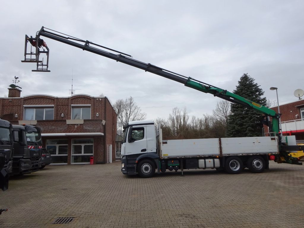 Mercedes-Benz 2543 Antos Baustoff +PK 26001 bis 20 m Auslage - Kamion sa tovarnim sandukom: slika 1 Mercedes-Benz 2543 Antos Baustoff +PK 26001 bis 20 m Auslage - Kamion sa tovarnim sandukom: slika 1