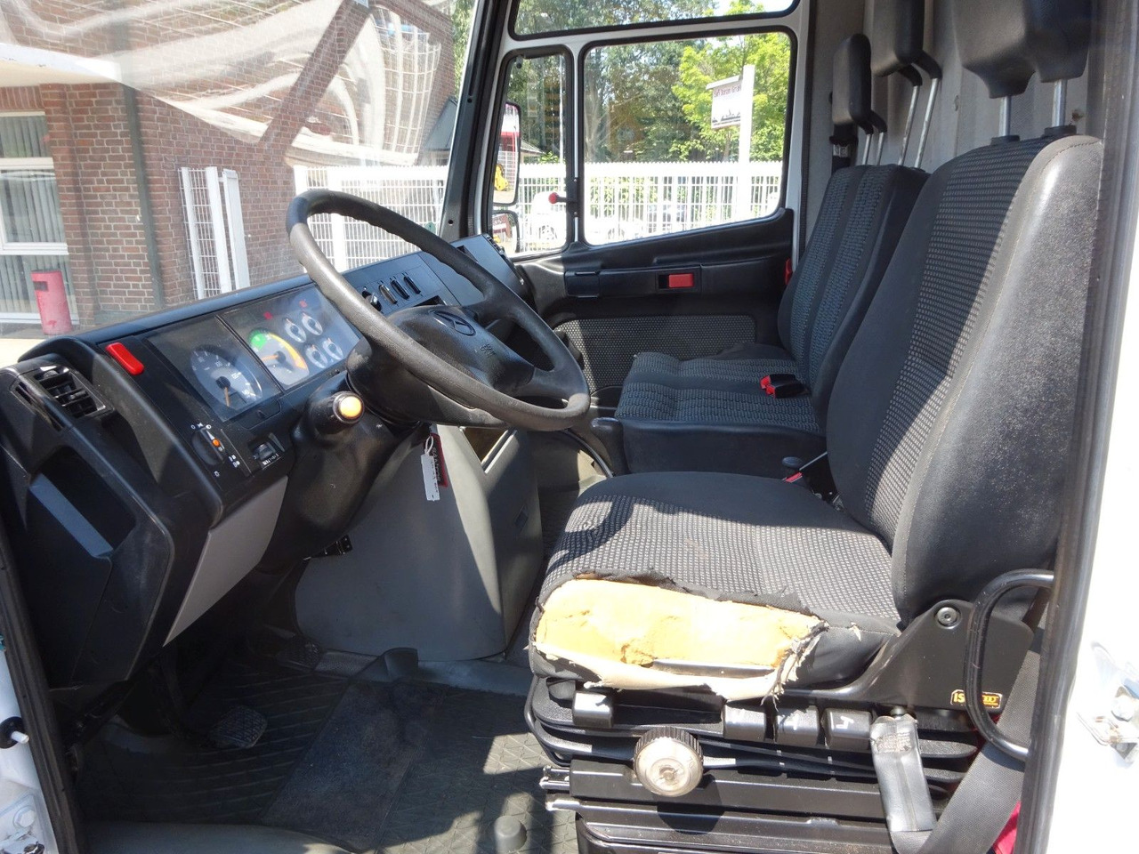 Furgon Mercedes-Benz 613D Vario Kasten 4x2: slika 12