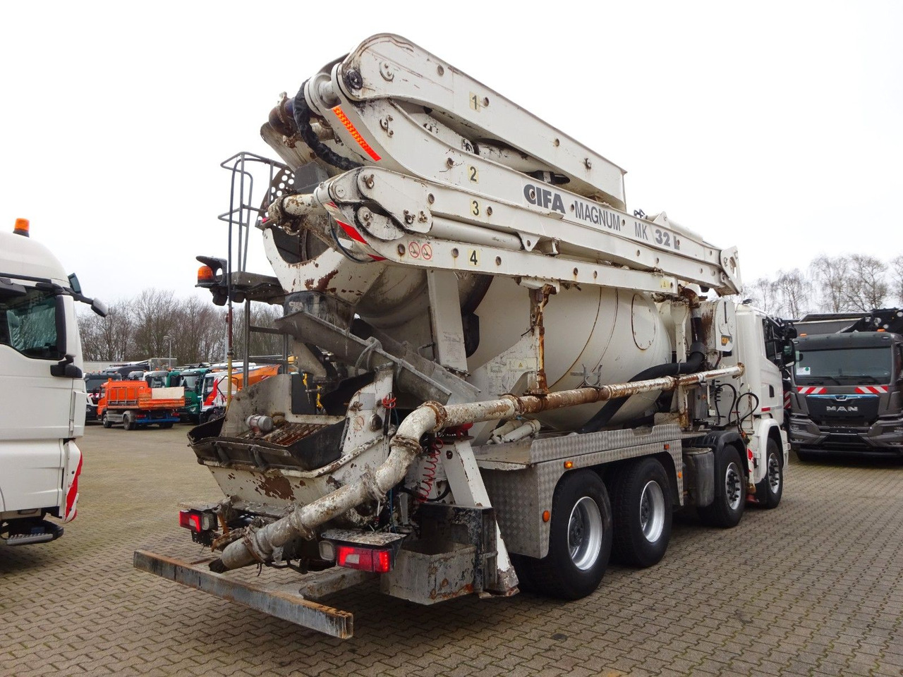 Scania PUMI CIFA 32 Meter 4 Knick. Scania PUMI CIFA 32 Meter 4 Knick. - Auto pumpa za beton: slika 3 Scania PUMI CIFA 32 Meter 4 Knick. Scania PUMI CIFA 32 Meter 4 Knick. - Auto pumpa za beton: slika 3