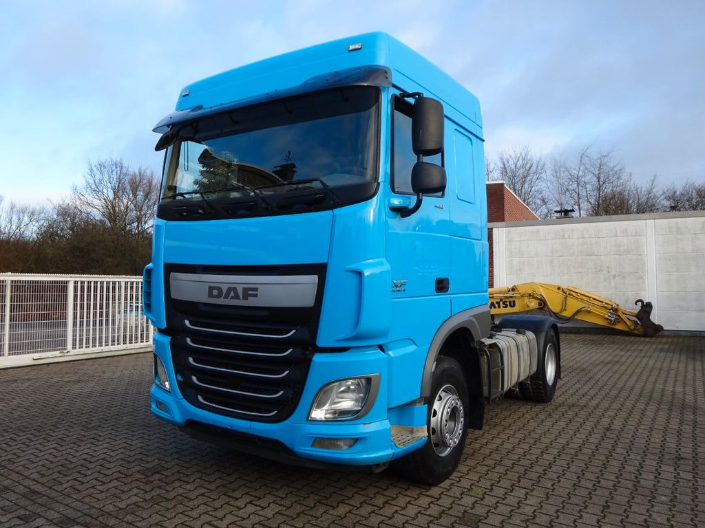 DAF XF 440 + Hydrl. Pumpe 4x2 - Tegljač: slika 1 DAF XF 440 + Hydrl. Pumpe 4x2 - Tegljač: slika 1