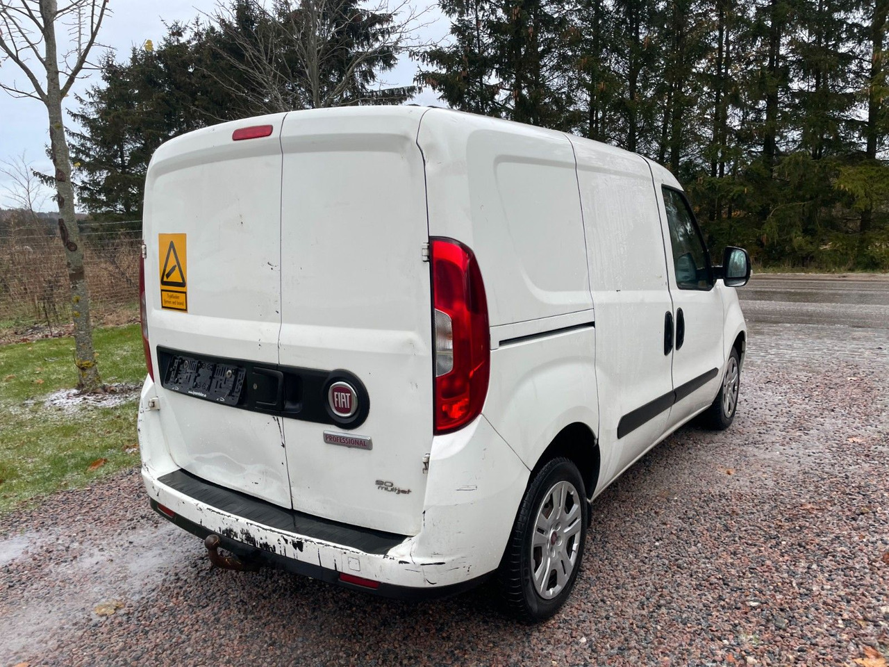 Fiat Doblo Doblò Basis Kasten 1.3 diesel - Karavan: slika 4 Fiat Doblo Doblò Basis Kasten 1.3 diesel - Karavan: slika 4