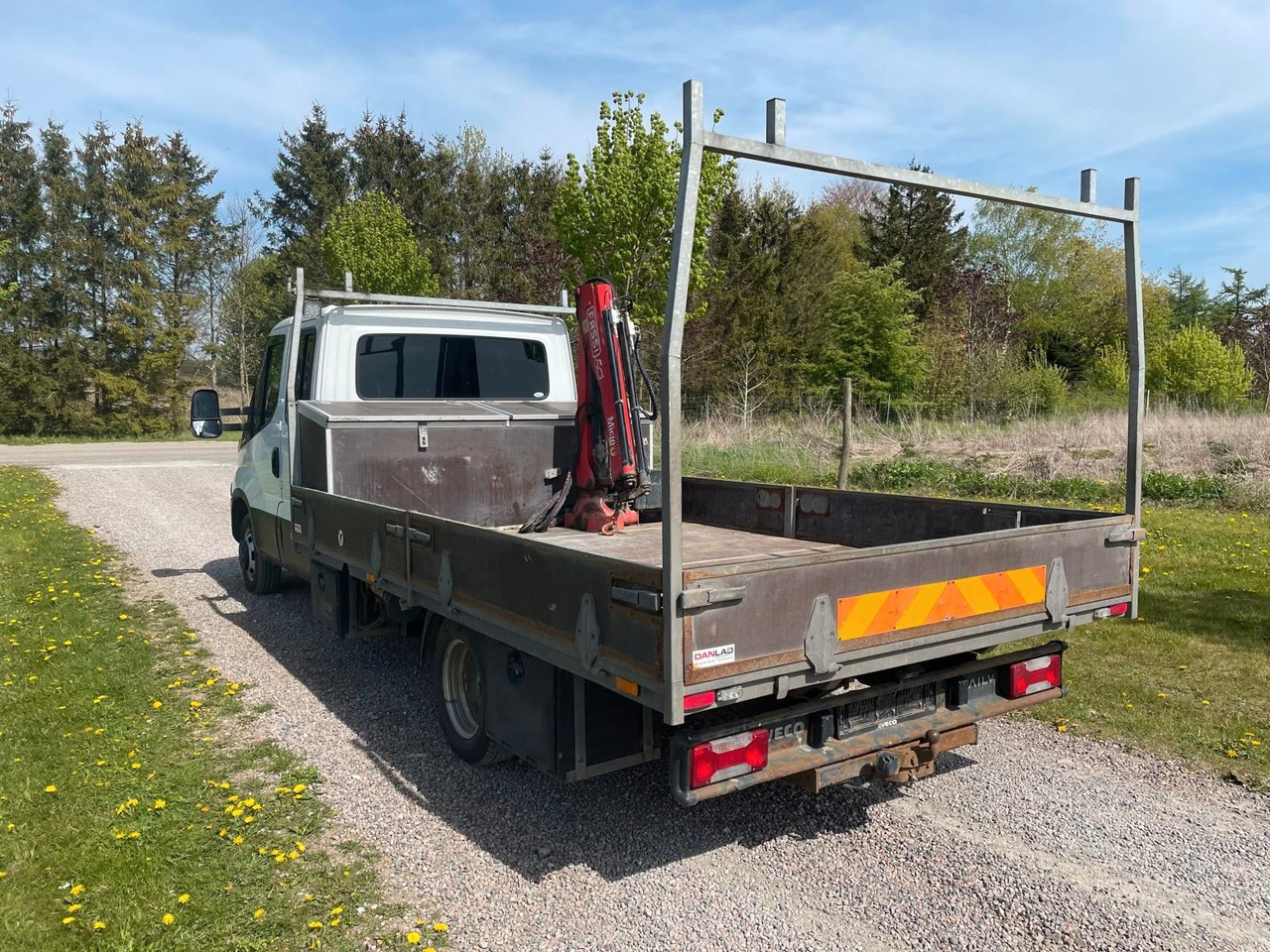 Iveco Daily 3.0 Fahrgestell Doppelkabine 50 C *Crane* - Dostavno vozilo s ravnom platformom, Dostavno vozilo sa duplom kabinom: slika 4 Iveco Daily 3.0 Fahrgestell Doppelkabine 50 C *Crane* - Dostavno vozilo s ravnom platformom, Dostavno vozilo sa duplom kabinom: slika 4