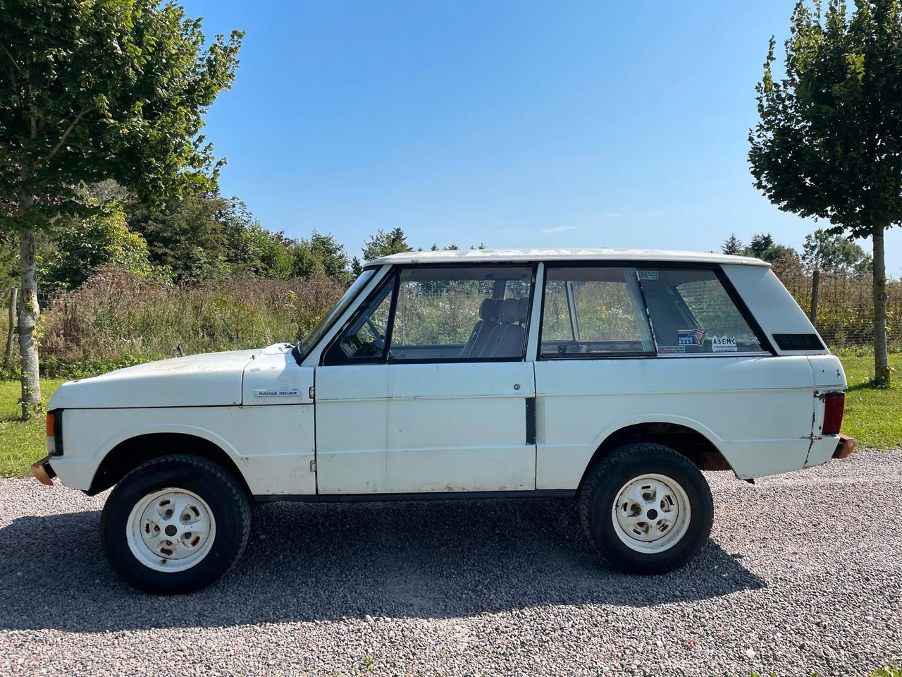 Land Rover Range Rover Classic Suffix A - SUV: slika 2 Land Rover Range Rover Classic Suffix A - SUV: slika 2
