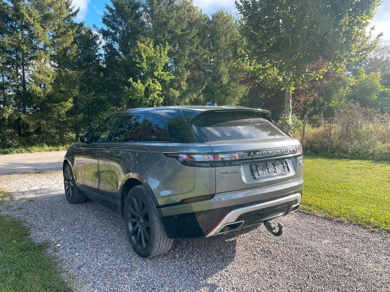 Land Rover Range Rover Velar R-Dynamic 3.0D 4WD Land Rover Velar R-Dynamic 3.0D 4WD *LKW zullasung: 2 sitze - SUV: slika 3 Land Rover Range Rover Velar R-Dynamic 3.0D 4WD Land Rover Velar R-Dynamic 3.0D 4WD *LKW zullasung: 2 sitze - SUV: slika 3