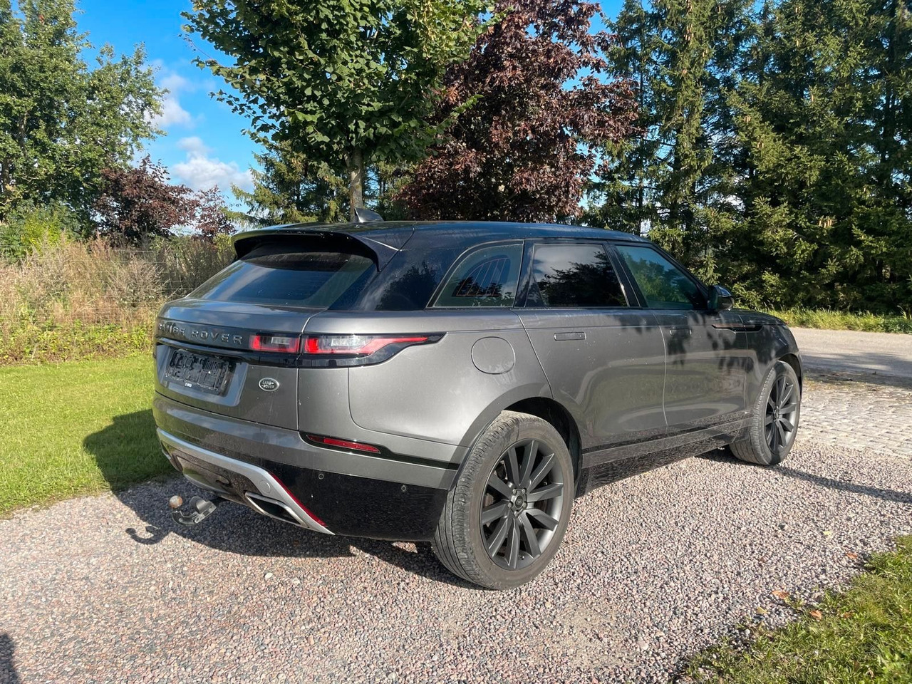 Land Rover Range Rover Velar R-Dynamic 3.0D 4WD Land Rover Velar R-Dynamic 3.0D 4WD *LKW zullasung: 2 sitze - SUV: slika 5 Land Rover Range Rover Velar R-Dynamic 3.0D 4WD Land Rover Velar R-Dynamic 3.0D 4WD *LKW zullasung: 2 sitze - SUV: slika 5