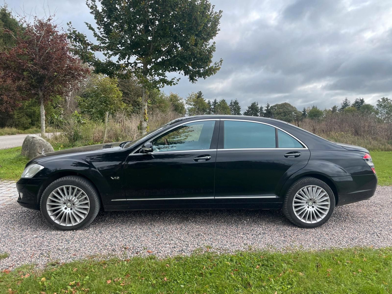 Mercedes-Benz S 600 S-Klasse Limousine - Karavan: slika 2 Mercedes-Benz S 600 S-Klasse Limousine - Karavan: slika 2