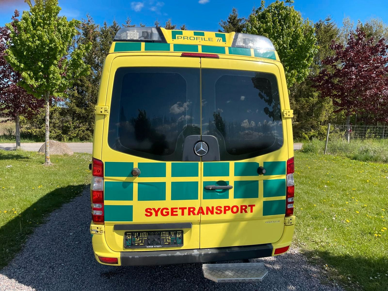 Mercedes-Benz Sprinter II Kasten 316 CDI Aut Ambulance* - Vozilo hitne pomoći: slika 4 Mercedes-Benz Sprinter II Kasten 316 CDI Aut Ambulance* - Vozilo hitne pomoći: slika 4