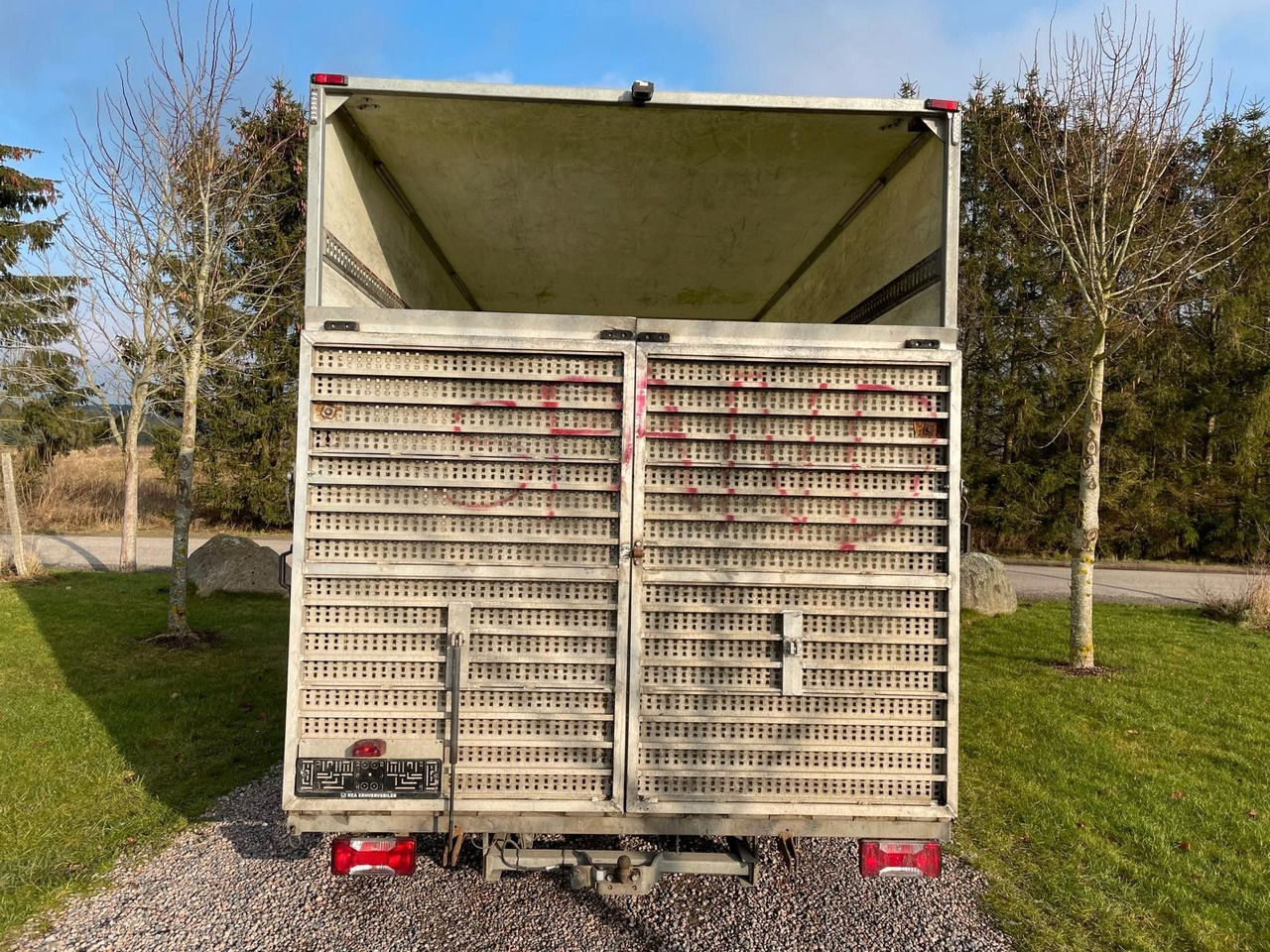 Peugeot Boxer 2,2 HDi 130HK Peugeot Boxer 2,2 HDi 130HP * 8800 netto* - Furgon: slika 5 Peugeot Boxer 2,2 HDi 130HK Peugeot Boxer 2,2 HDi 130HP * 8800 netto* - Furgon: slika 5