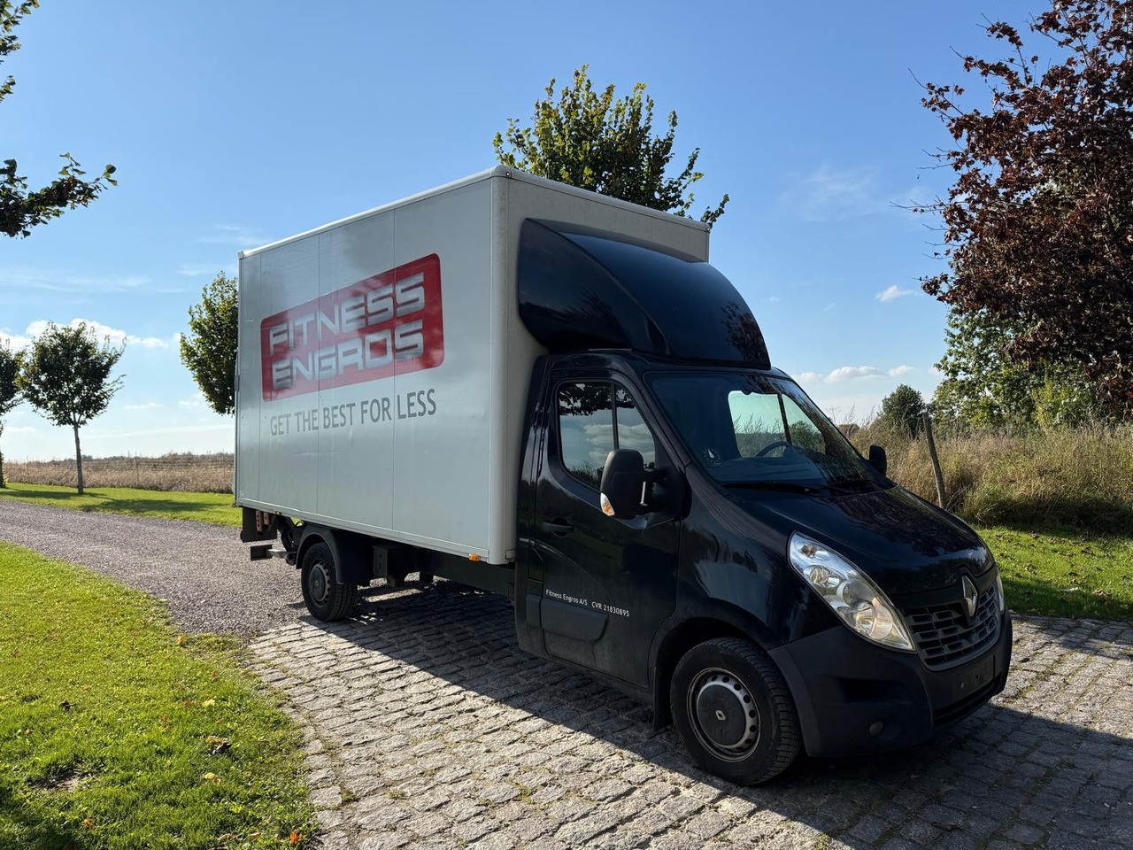 Renault Master III 2.3dCi box L:4,2 m x H:2,5m x B:2,2m - Dostavno vozilo s ravnom platformom: slika 1 Renault Master III 2.3dCi box L:4,2 m x H:2,5m x B:2,2m - Dostavno vozilo s ravnom platformom: slika 1