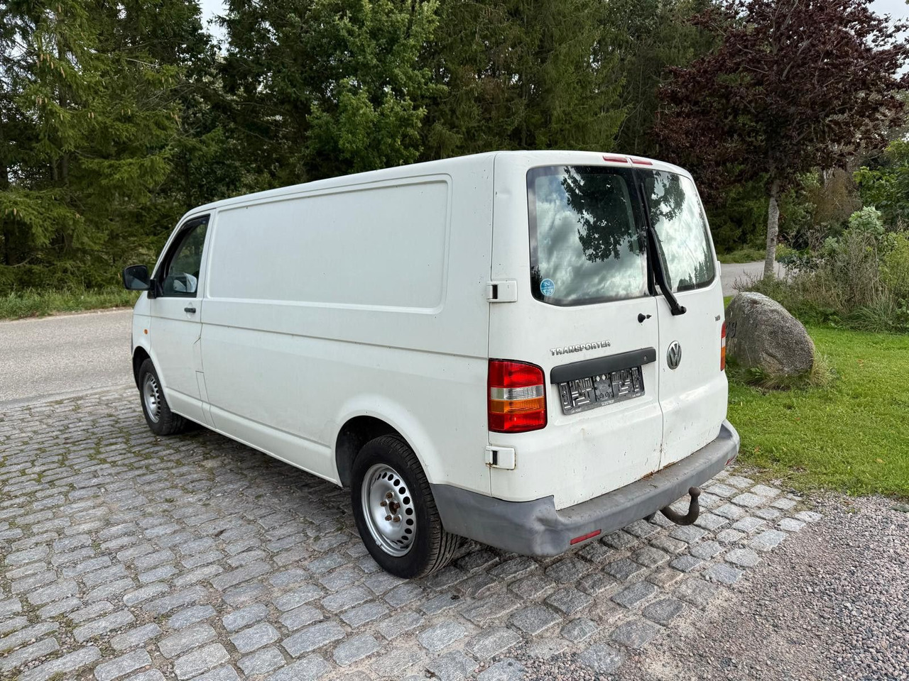 Volkswagen T5 Transporter 2.5 TDI Kasten lang *2500 € - Mali kombi: slika 3 Volkswagen T5 Transporter 2.5 TDI Kasten lang *2500 € - Mali kombi: slika 3