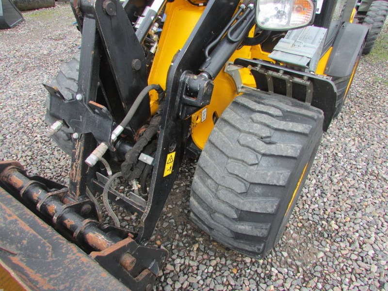 JCB 403 Radlader 22.500 EUR - Utovarivač točkaš: slika 3 JCB 403 Radlader 22.500 EUR - Utovarivač točkaš: slika 3