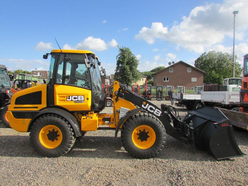 JCB 409 Radlader 46.500 EUR - Utovarivač točkaš: slika 5 JCB 409 Radlader 46.500 EUR - Utovarivač točkaš: slika 5