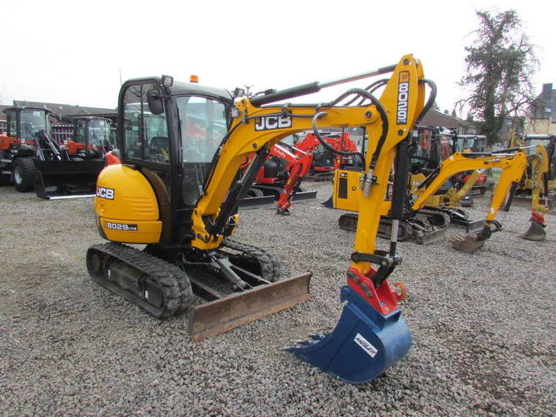 JCB 8029 CTS Minibagger 28.500 EUR - Mini bager: slika 4 JCB 8029 CTS Minibagger 28.500 EUR - Mini bager: slika 4