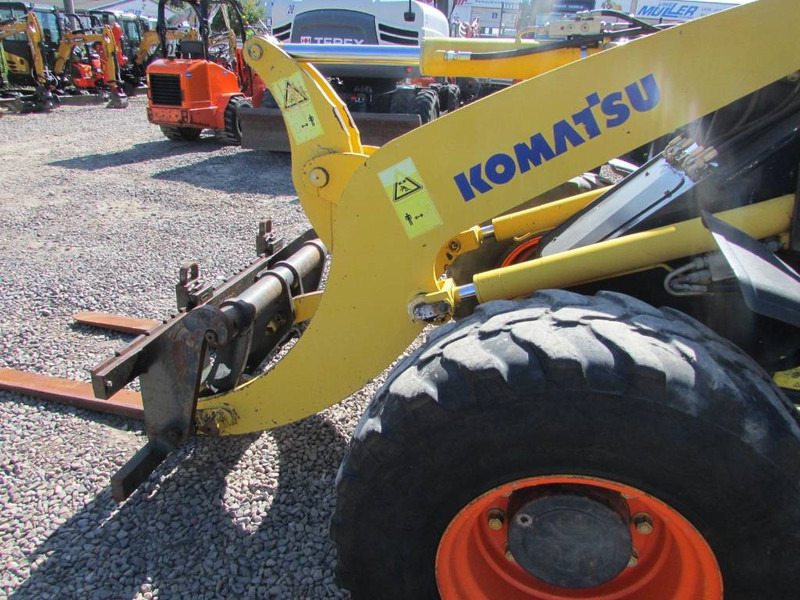 Komatsu WA 100 M-5 Radlader 14.000 EUR - Utovarivač točkaš: slika 5 Komatsu WA 100 M-5 Radlader 14.000 EUR - Utovarivač točkaš: slika 5