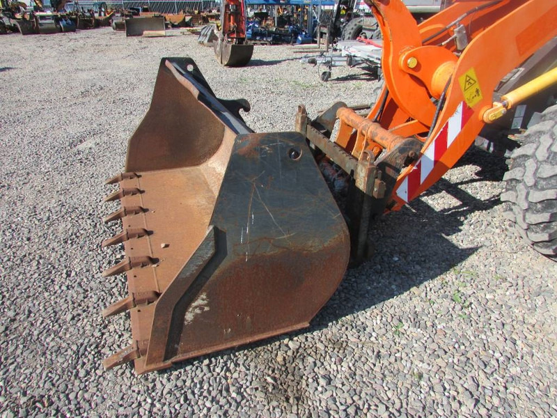 Komatsu WA 100 M-7 Radlader 31.000 EUR - Utovarivač točkaš: slika 2 Komatsu WA 100 M-7 Radlader 31.000 EUR - Utovarivač točkaš: slika 2