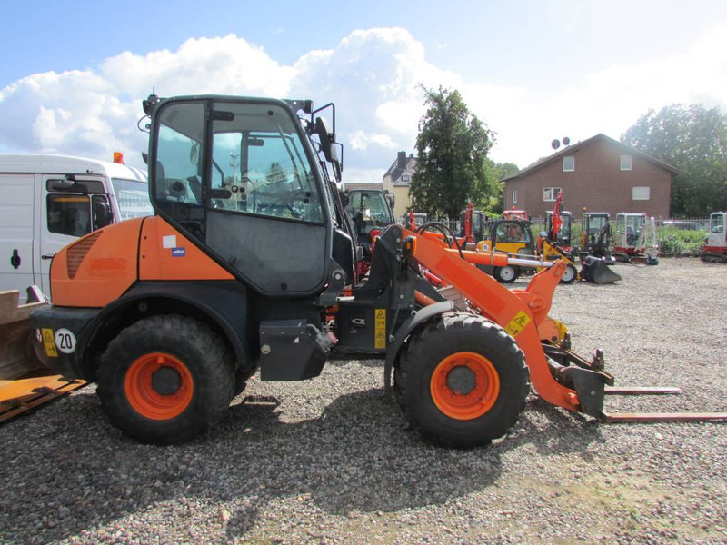 Komatsu WA 80-6 Radlader 26.000 EUR - Utovarivač točkaš: slika 1 Komatsu WA 80-6 Radlader 26.000 EUR - Utovarivač točkaš: slika 1