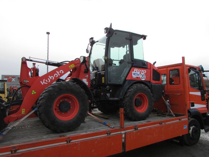 Kubota R 070 Radlader 35.800 EUR - Utovarivač točkaš: slika 3 Kubota R 070 Radlader 35.800 EUR - Utovarivač točkaš: slika 3