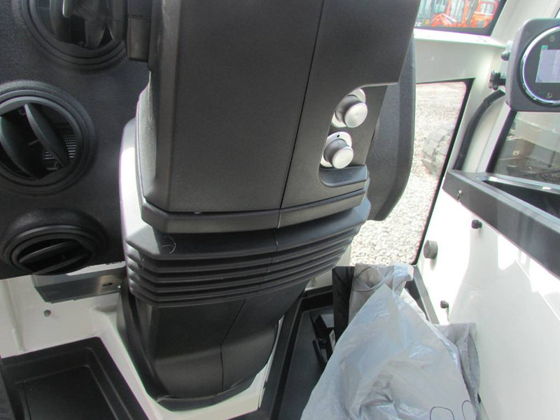 Novu Utovarivač točkaš Liebherr L 506 C Compact 47.000 EUR netto Radlader 506C: slika 8