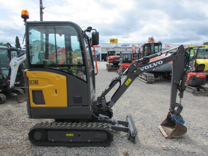 Volvo EC 18 E Minibagger 24.500 EUR - Mini bager: slika 4 Volvo EC 18 E Minibagger 24.500 EUR - Mini bager: slika 4