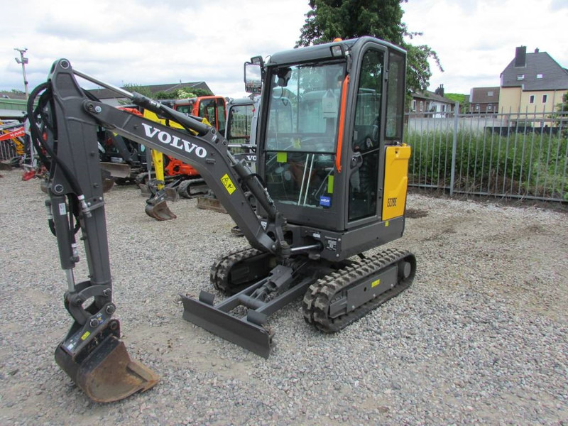 Volvo EC 18 E Minibagger 24.500 EUR - Mini bager: slika 2 Volvo EC 18 E Minibagger 24.500 EUR - Mini bager: slika 2