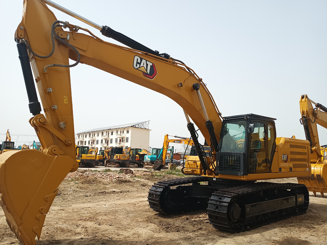 Bager guseničar CATERPILLAR 336GC: slika 13